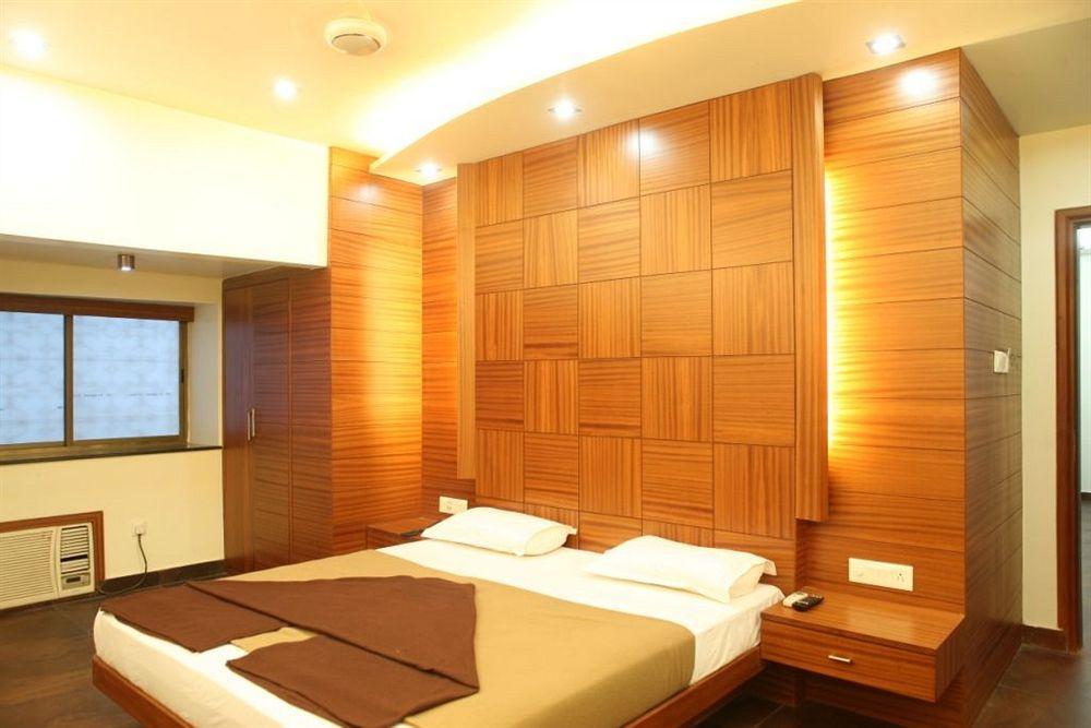 โรงแรมตริมัวติ โกลกาตา ภายนอก รูปภาพ